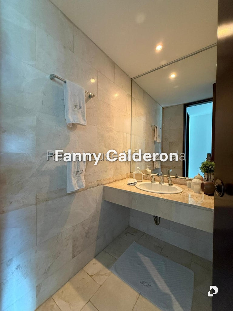 Apartamento en Las Mesetas, Caracas – 17