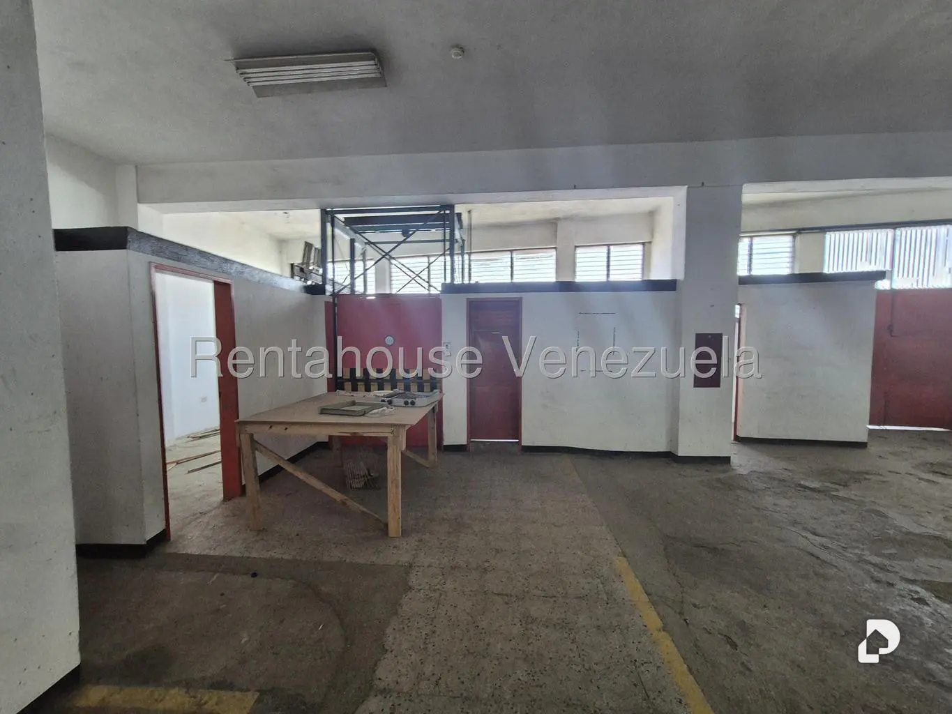 Building in El Junquito, Caracas – 17