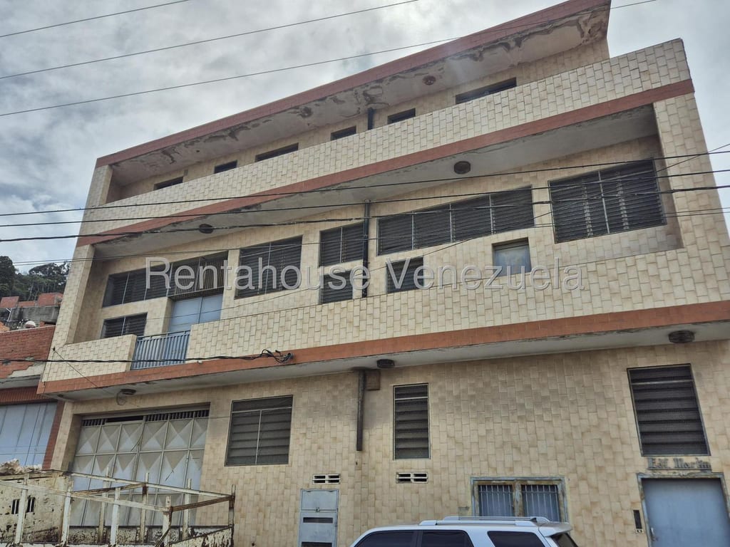 Edificio en El Junquito, Caracas - 1
