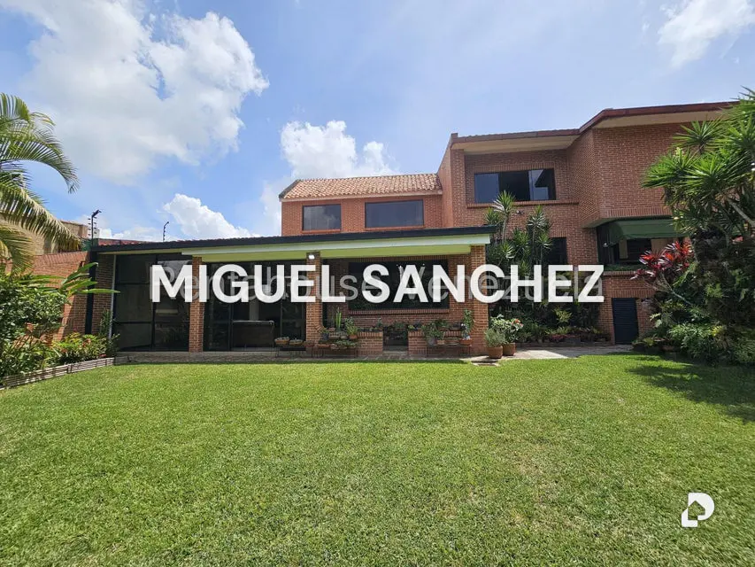 Casa en La Boyera, Caracas – 25