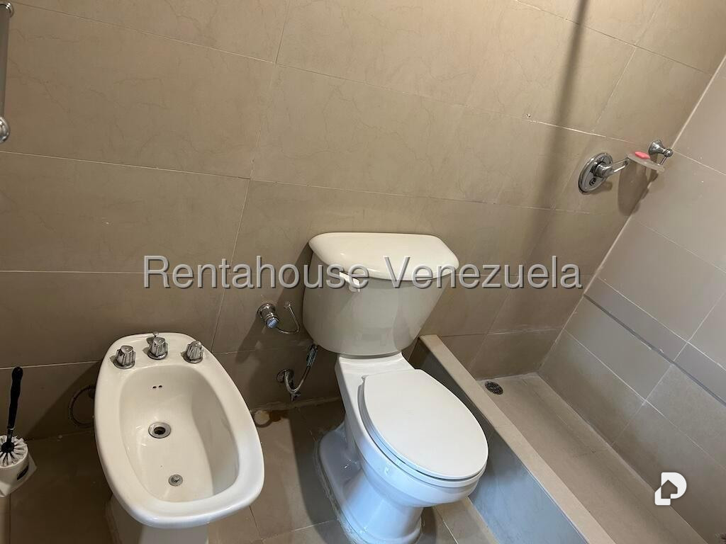 Apartamento en Chuao, Caracas – 12