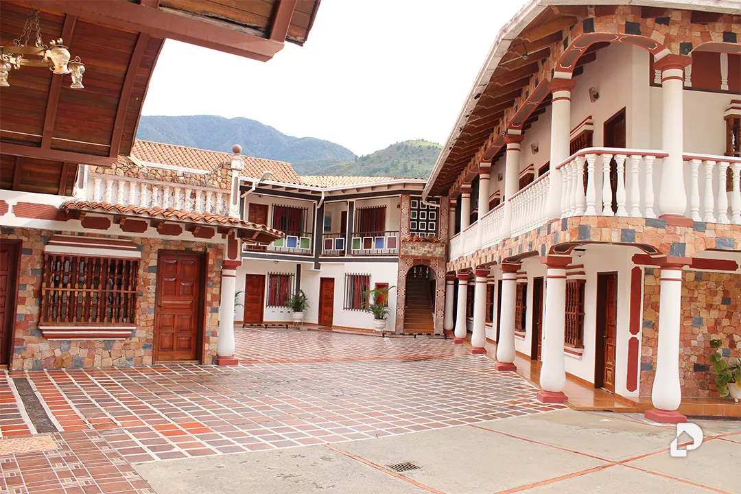 Building in Los Curos, Osuna Rodríguez – 20