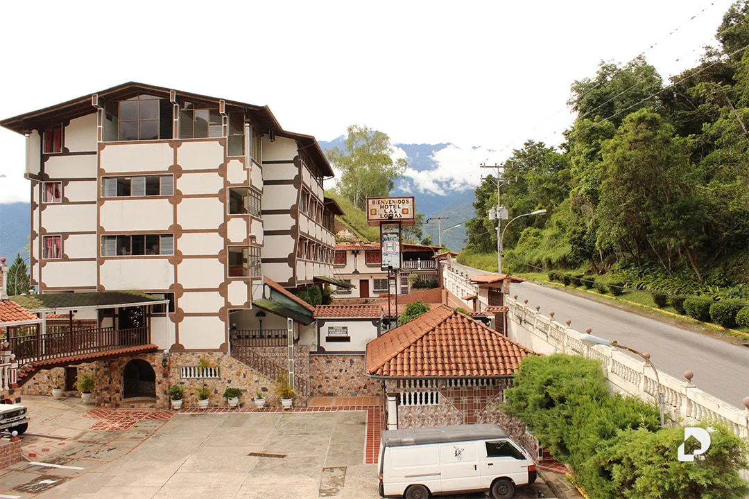 Building in Los Curos, Osuna Rodríguez – 6
