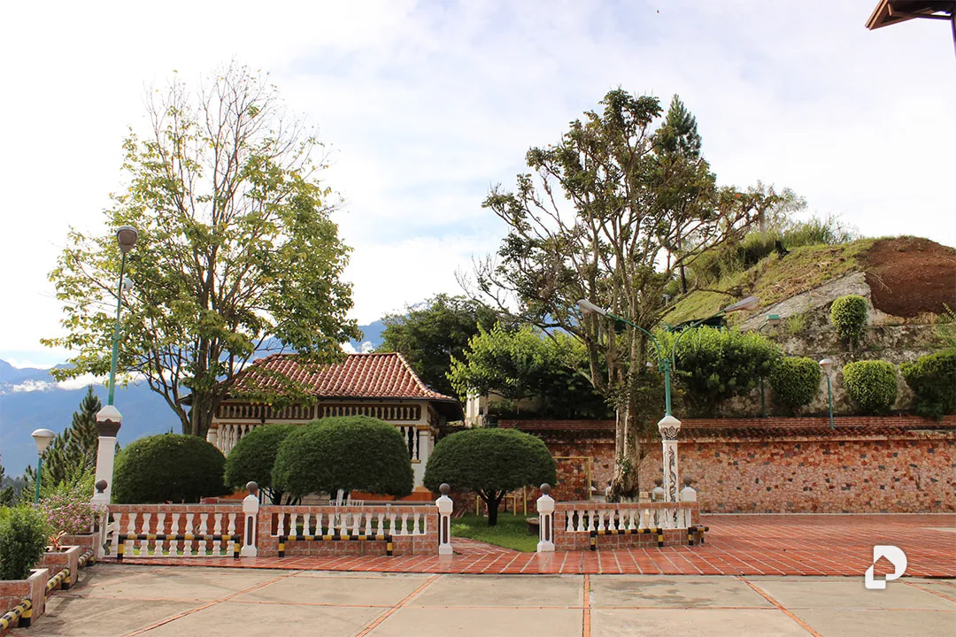 Building in Los Curos, Osuna Rodríguez – 39