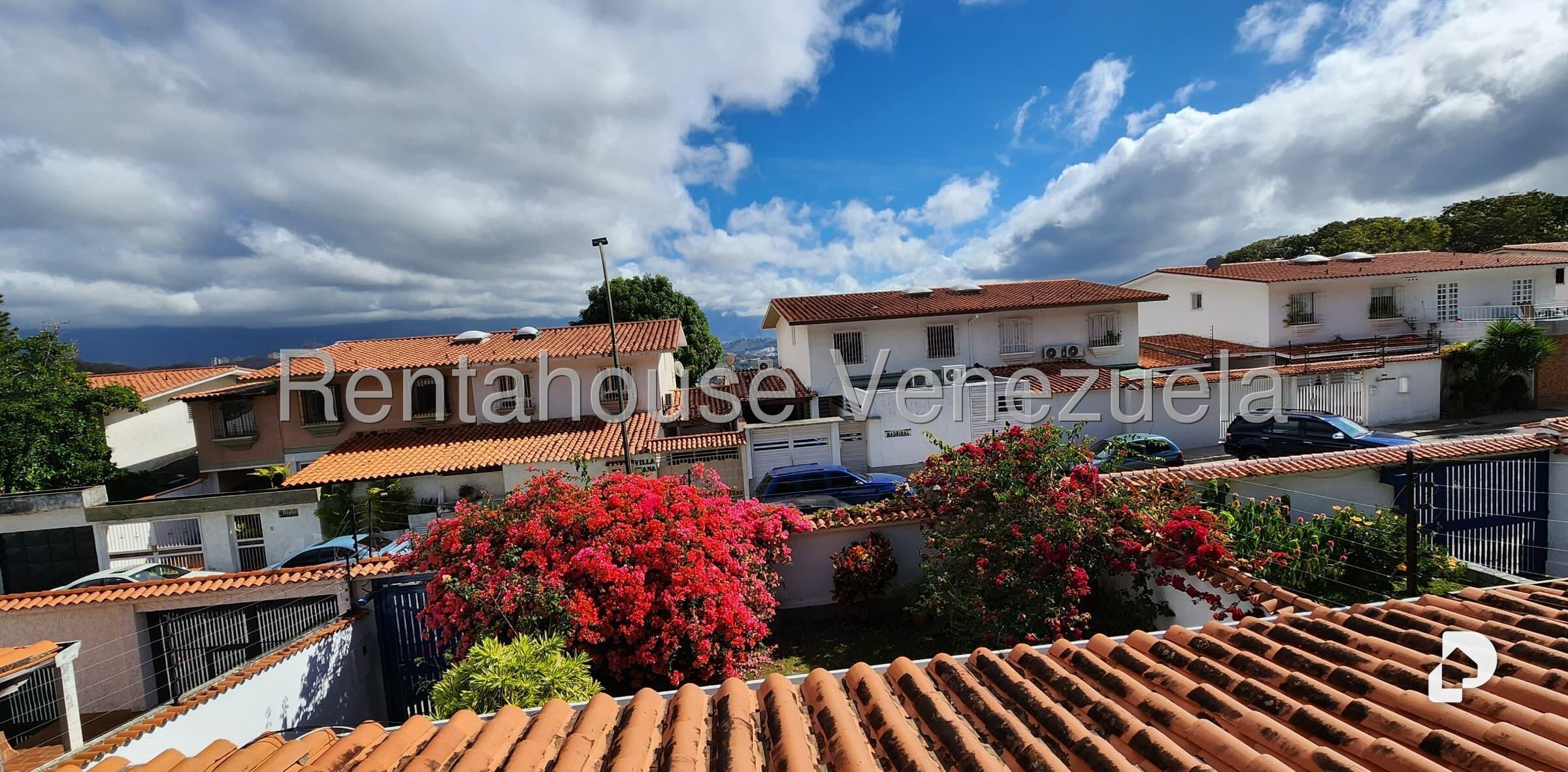 Casa en Alto Prado, Caracas – 27