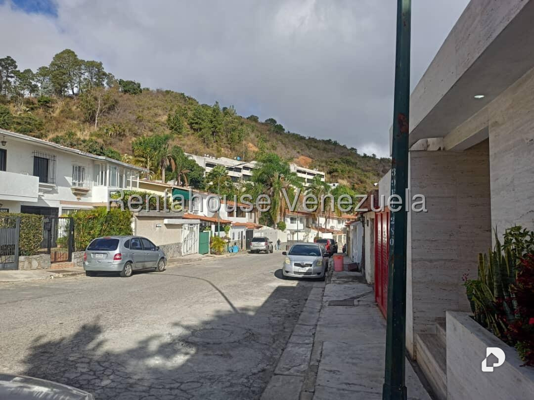 Casa en Alto Prado, Caracas – 35