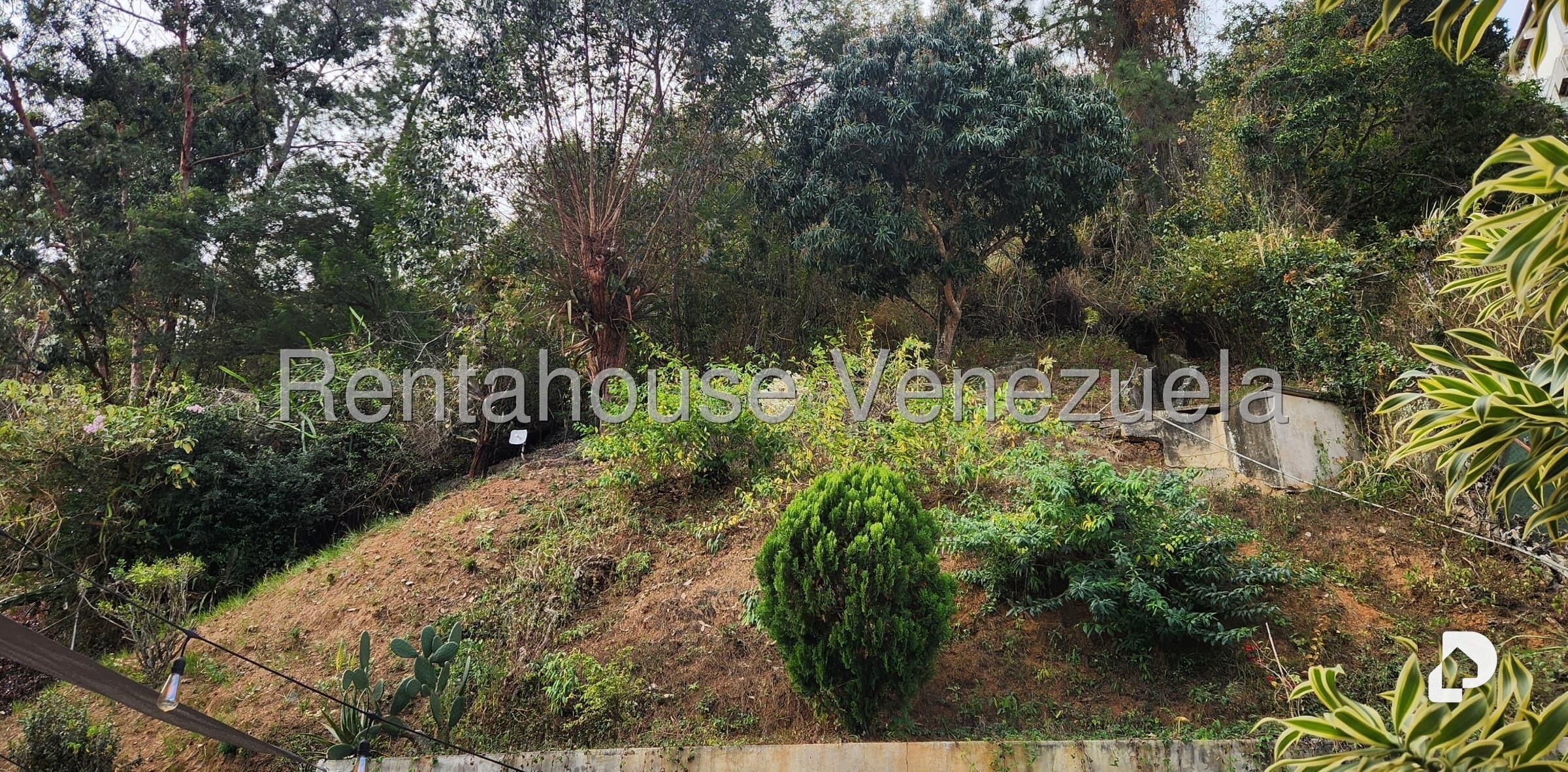 Casa en Alto Prado, Caracas – 20