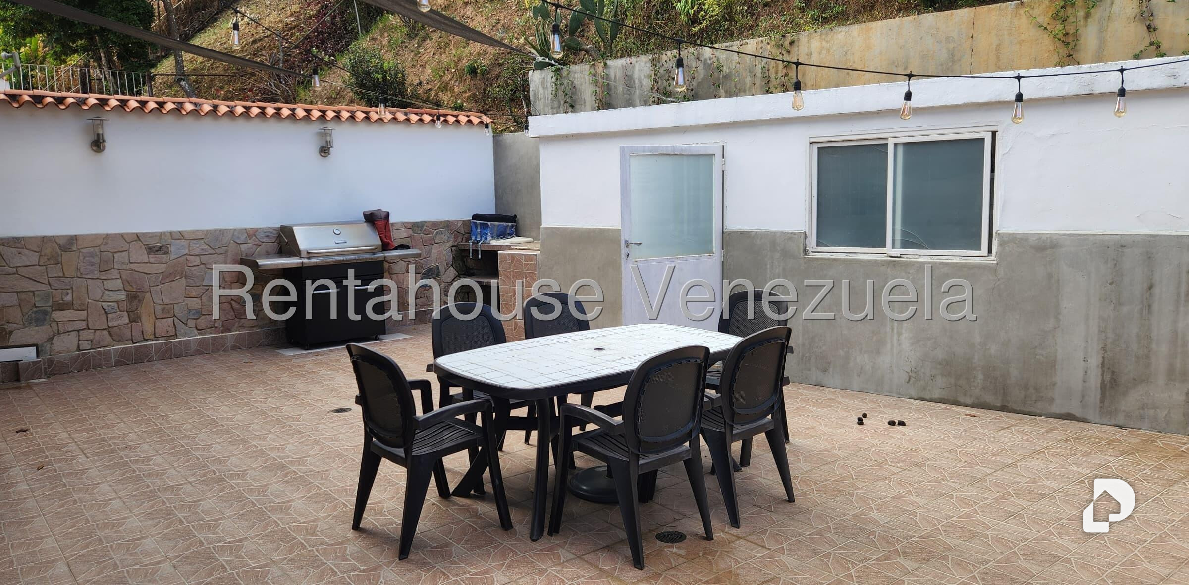 Casa en Alto Prado, Caracas – 19