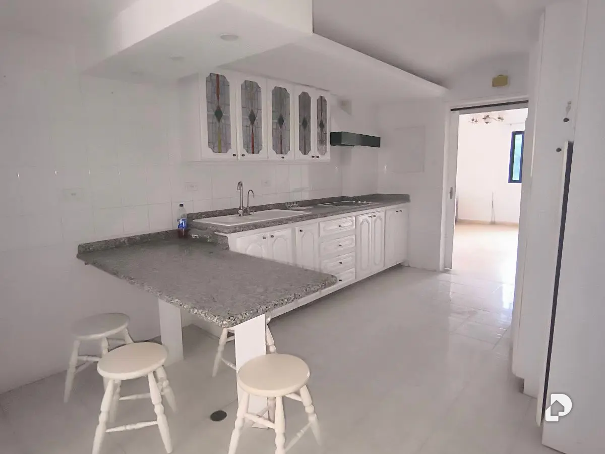 Apartamento en Parroquia Urbana San José, Valencia – 1