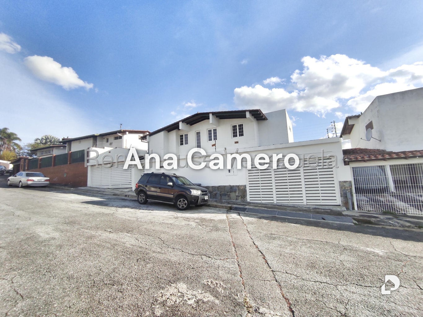 Casa en Santa Paula, Caracas – 1