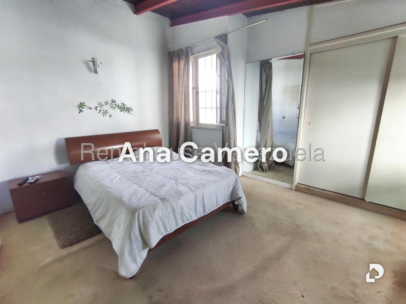 Casa en Santa Paula, Caracas – 26