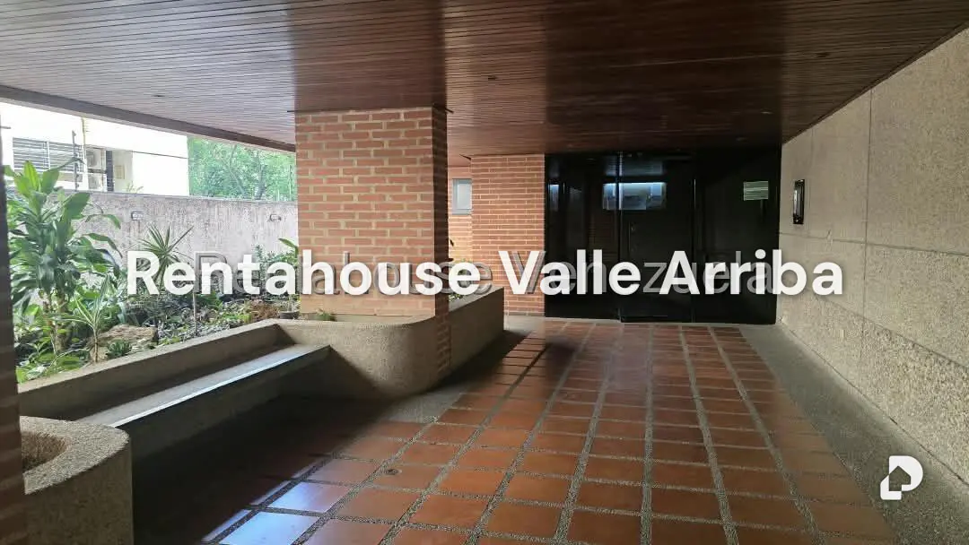Apartamento en Los Palos Grandes, Caracas – 11