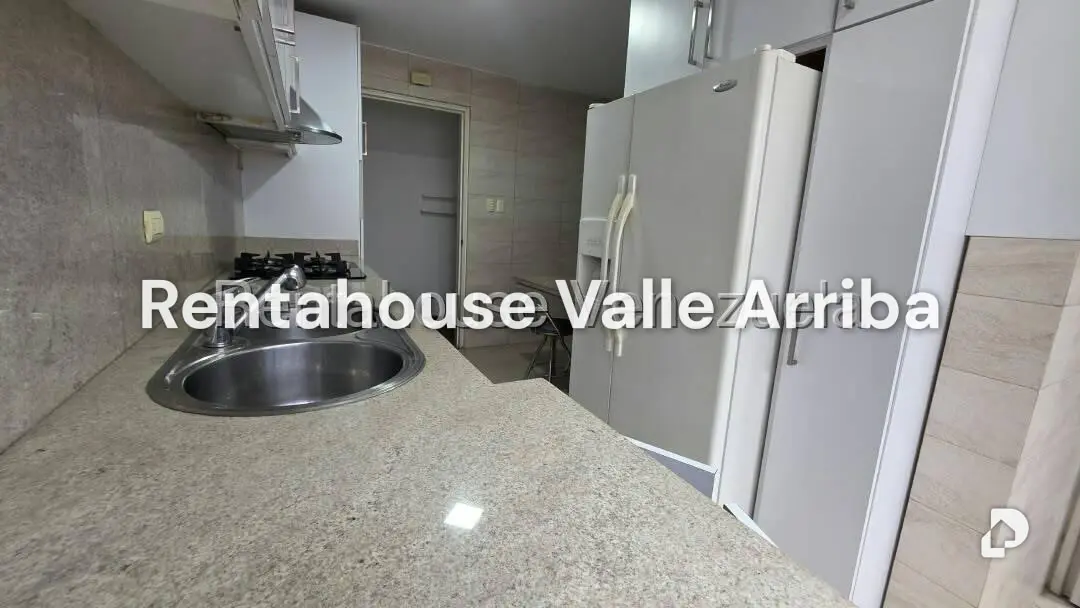 Apartamento en Los Palos Grandes, Caracas – 3
