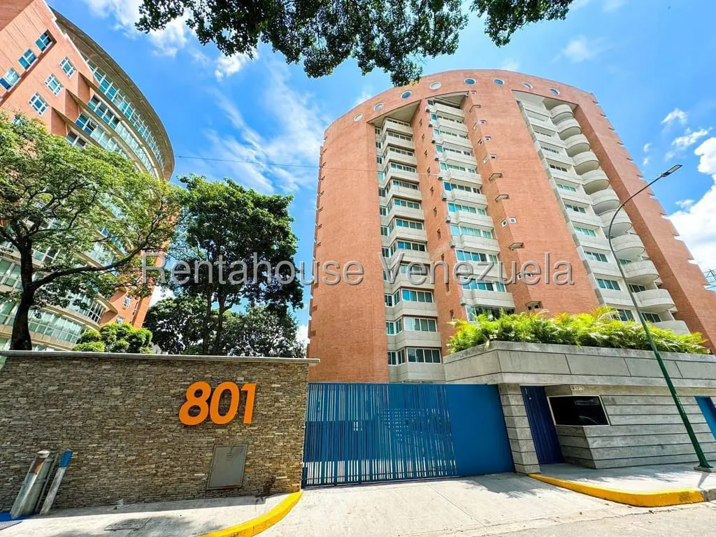 Apartment in El Rosal, Caracas - 1