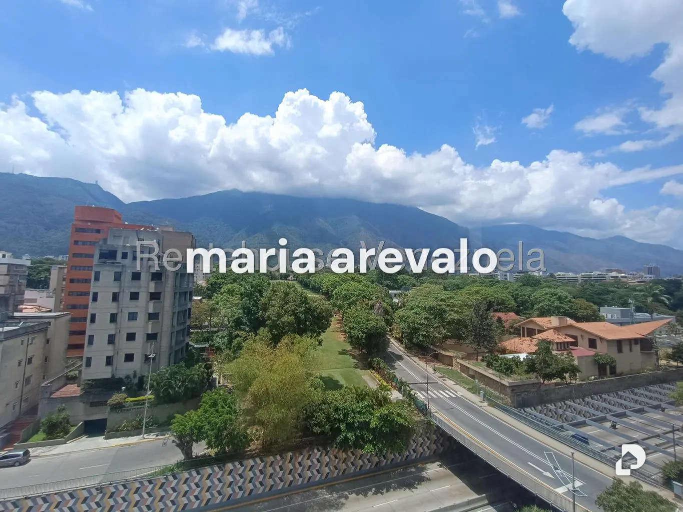 Apartamento en Country Club, Caracas – 12