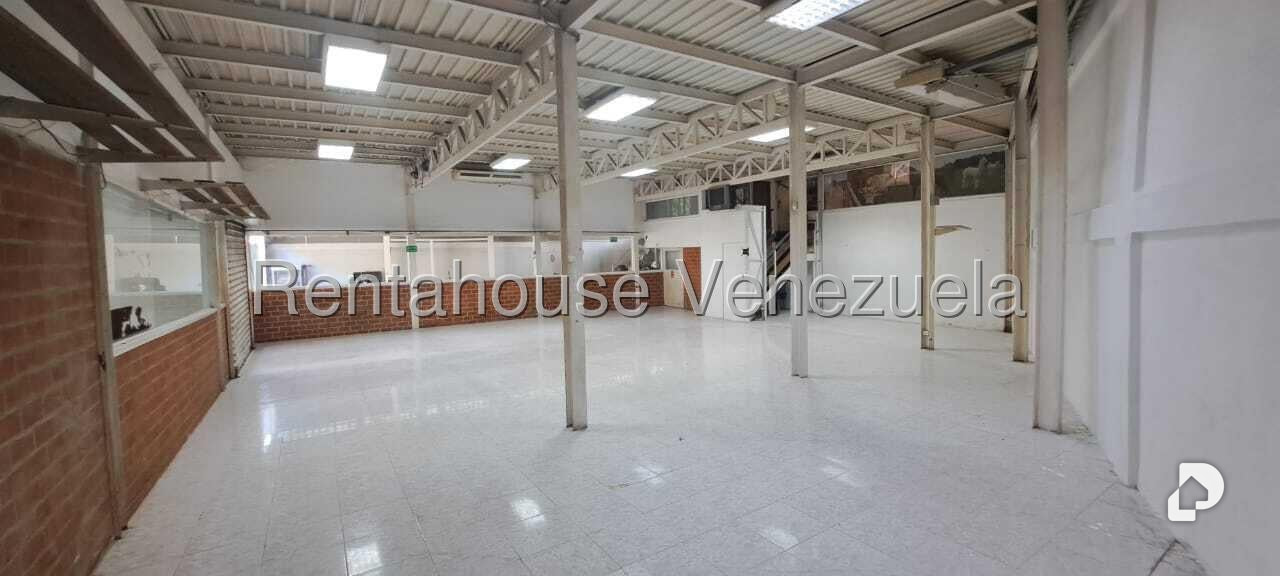 Local comercial en Turumo, Caracas – 13