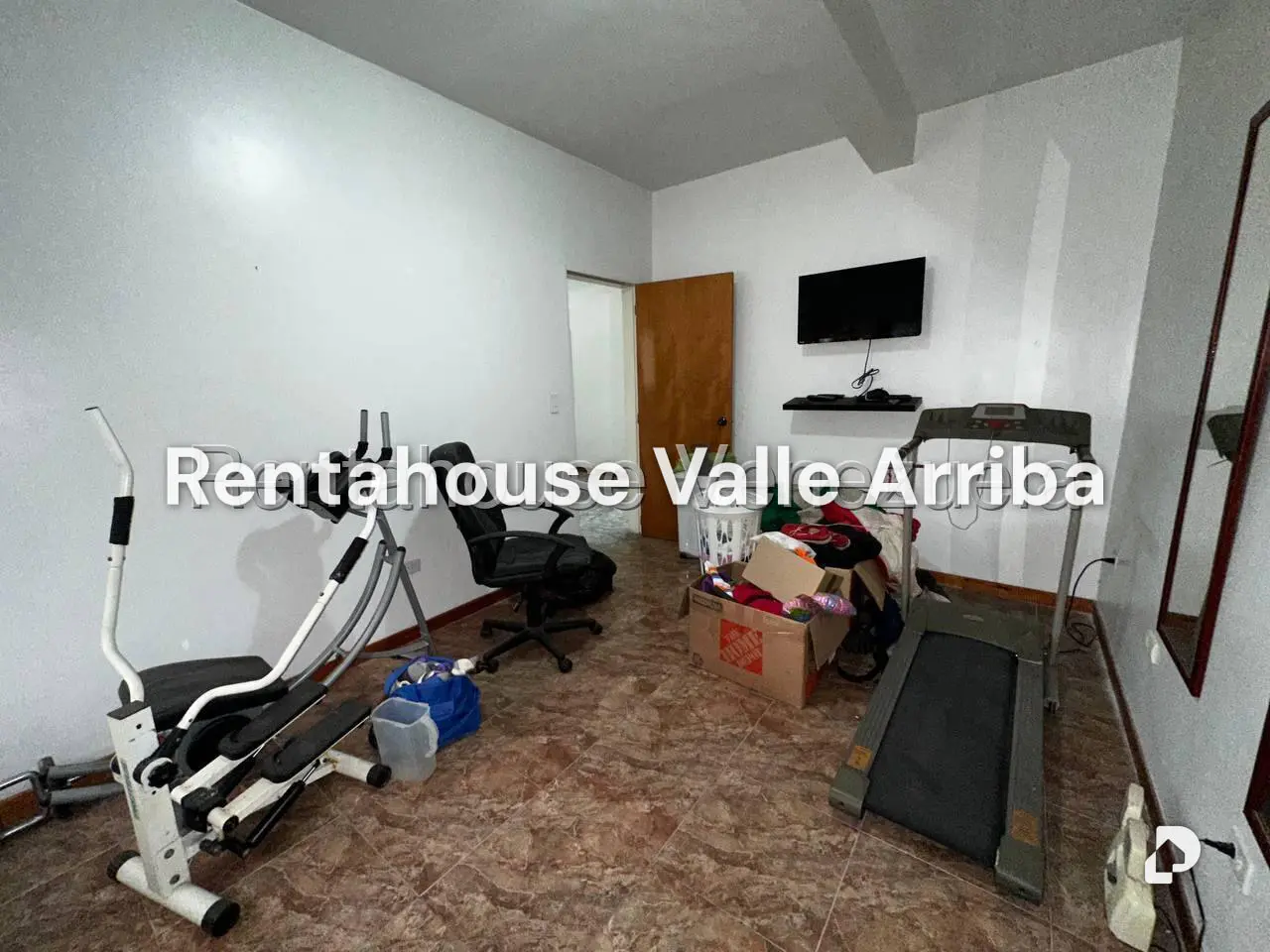Casa en Parque Caiza, Caracas – 34