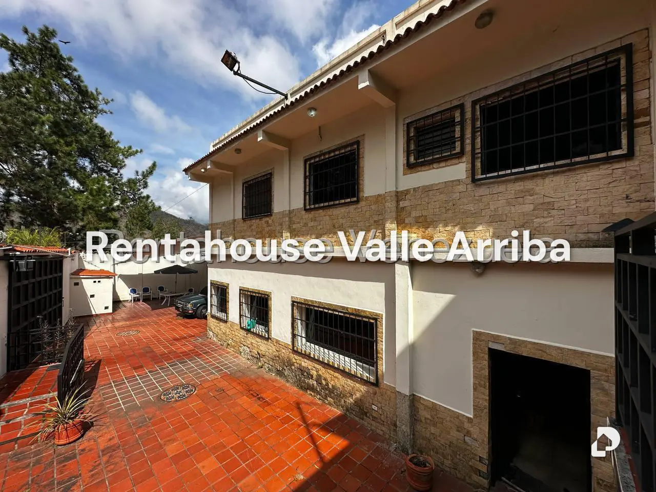 Casa en Parque Caiza, Caracas – 13