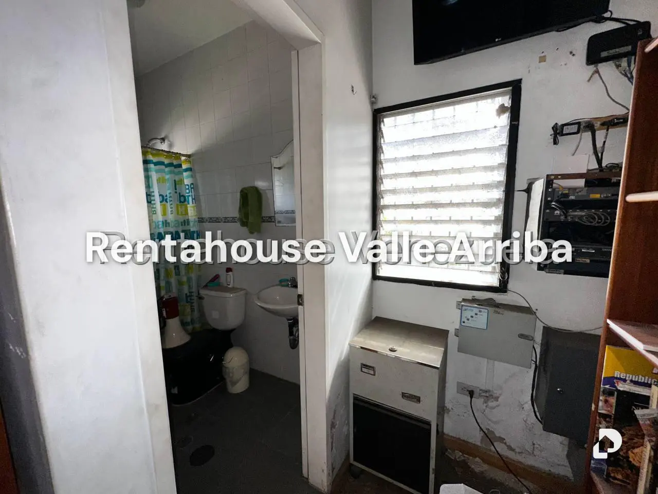 Casa en Parque Caiza, Caracas – 36