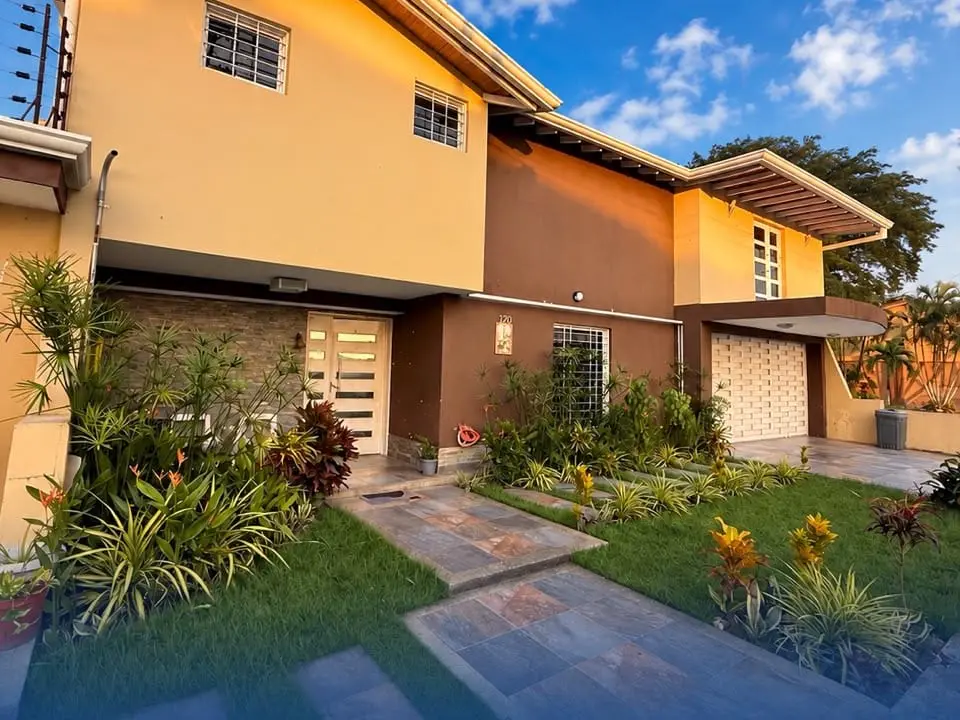 Townhouse en Araure - 1