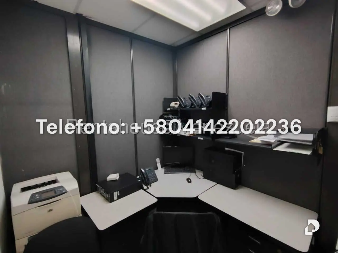 Office in La California Norte, Caracas – 11