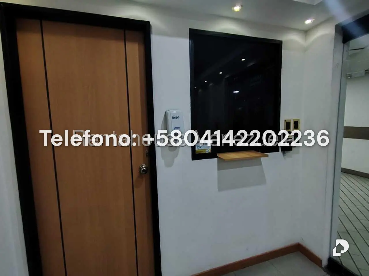 Office in La California Norte, Caracas – 18