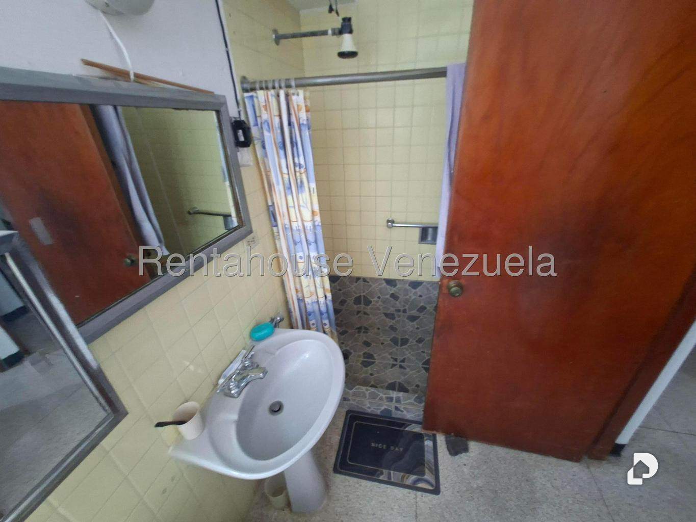 Casa en El Cafetal, Caracas – 18