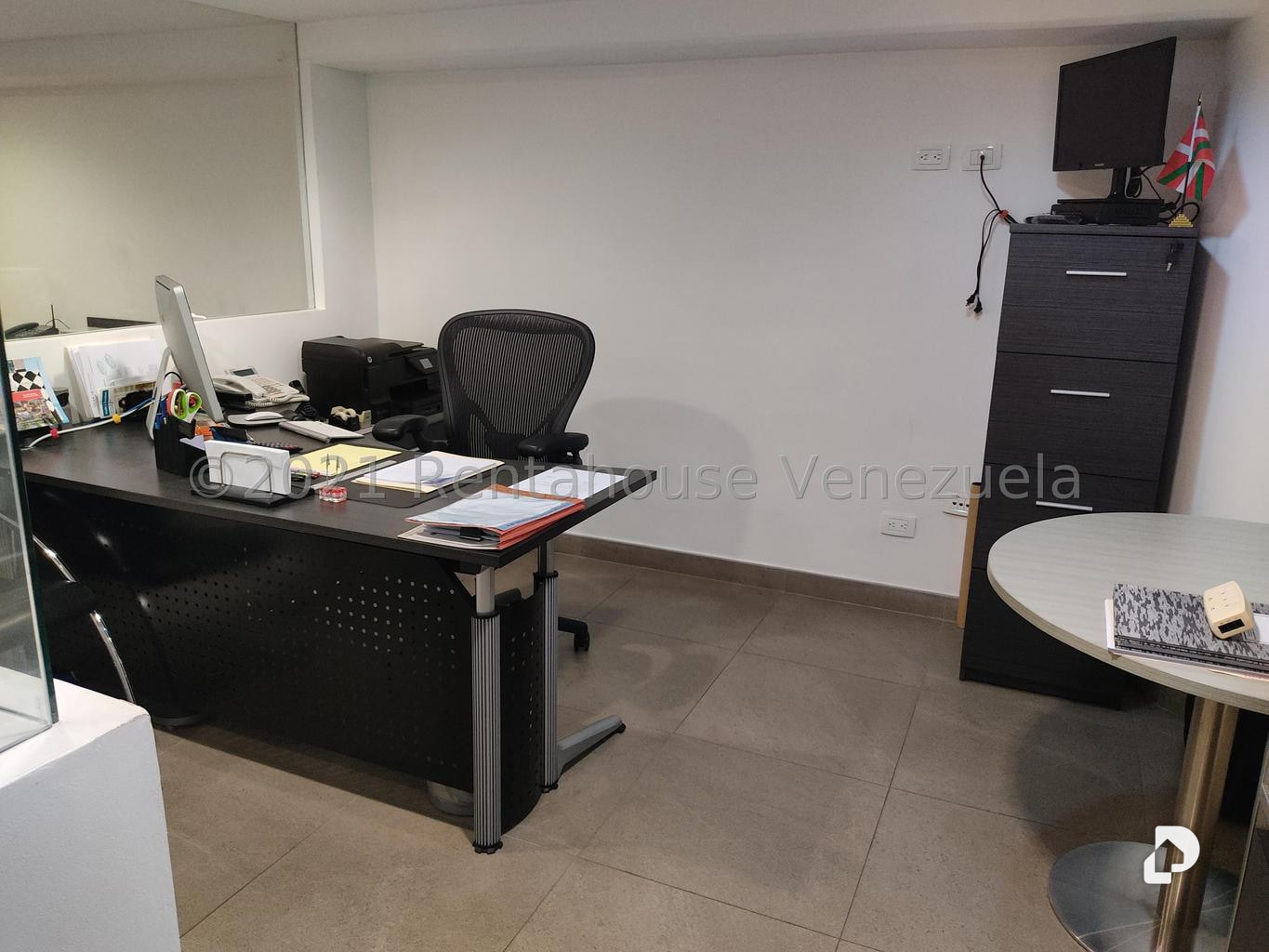 Local comercial en Las Mercedes, Caracas – 17