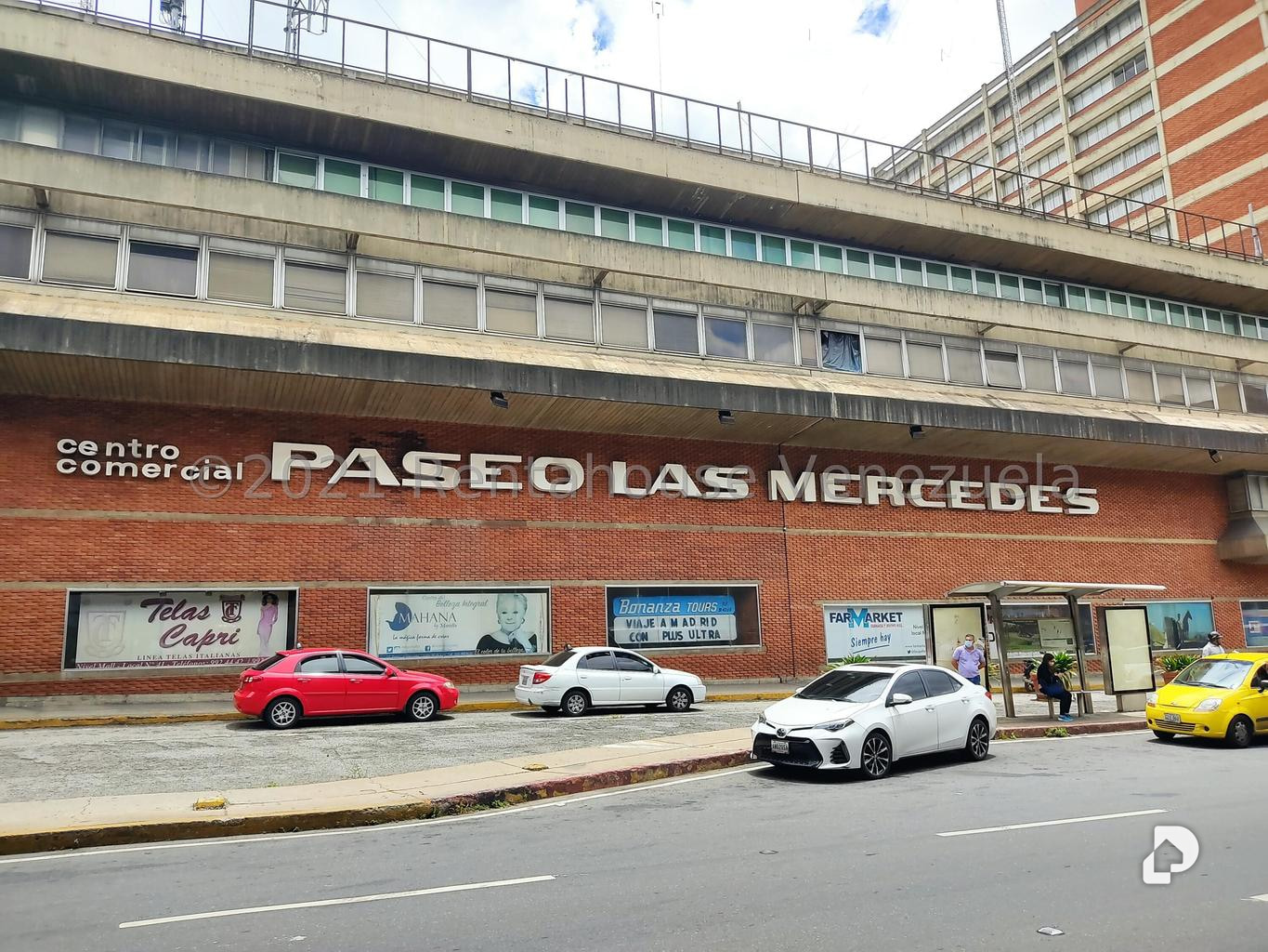 Local comercial en Las Mercedes, Caracas – 1