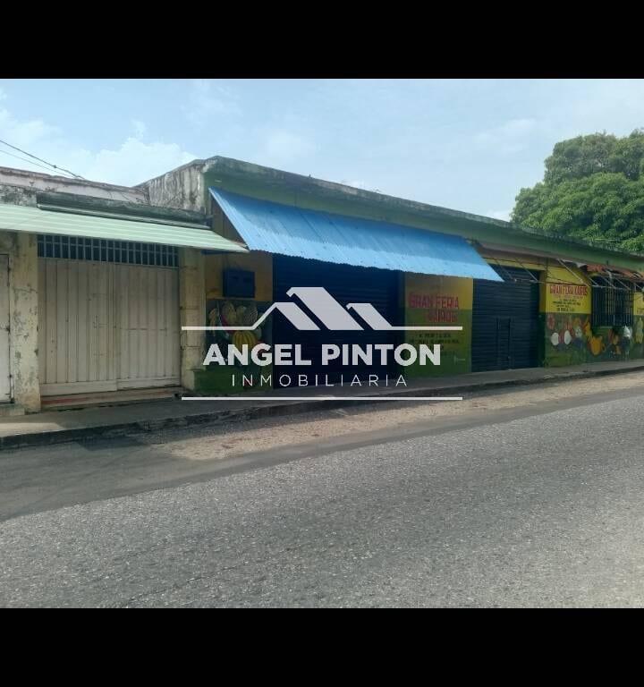 Local comercial en Avenida 8, Acarigua - 1