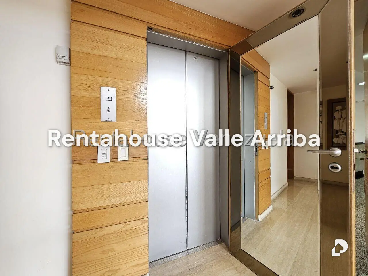 Apartamento en Colinas de Valle Arriba, Caracas – 3