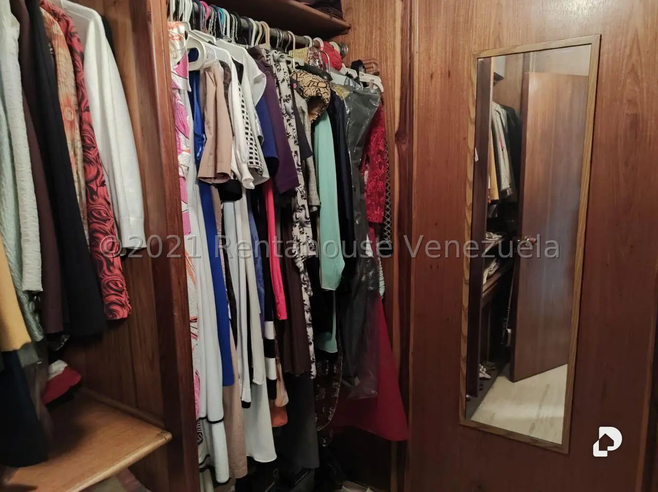 Apartamento en La Florida, Caracas – 22