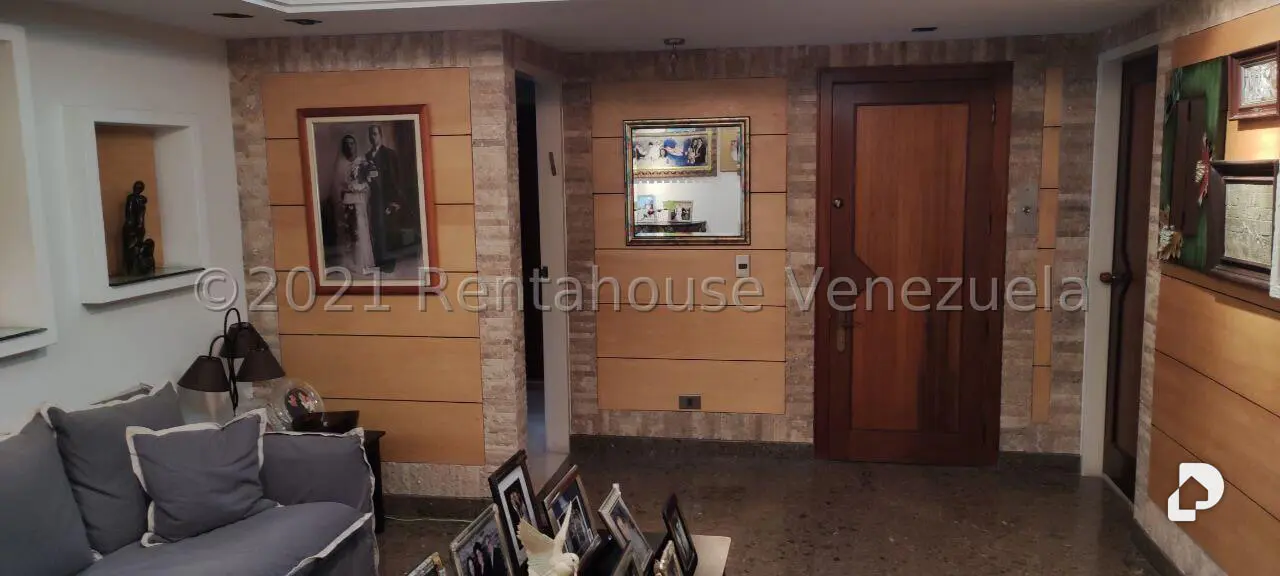Apartamento en La Florida, Caracas – 15