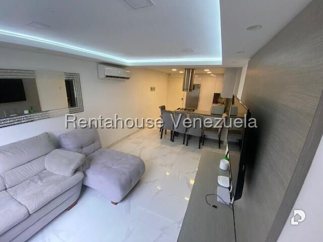 Apartamento en Los Naranjos Humboldt, Caracas – 9