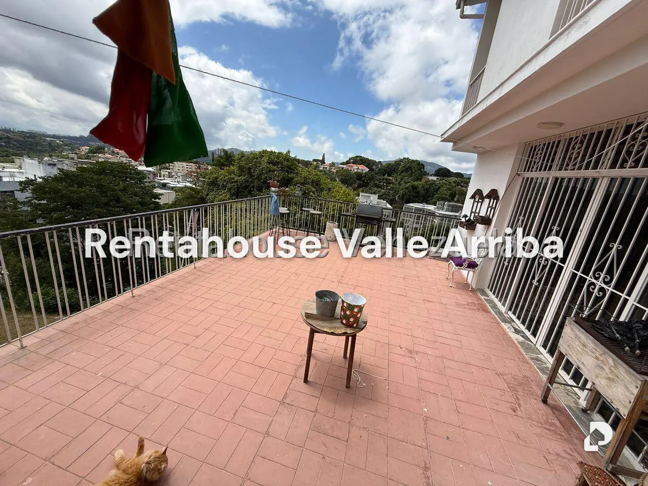 Casa en Cumbres de Curumo, Caracas – 23
