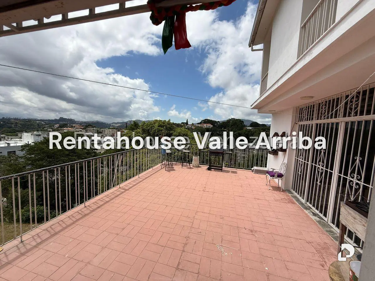 Casa en Cumbres de Curumo, Caracas – 22