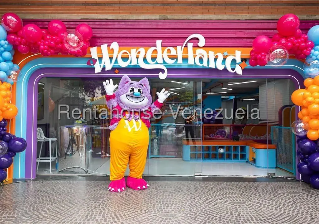 Commercial space in Cerro Verde, Caracas - 1