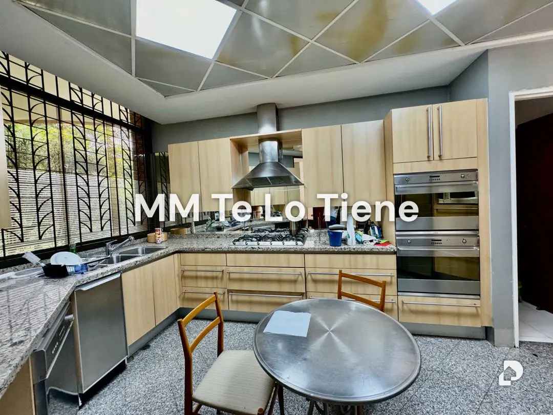 Apartment in Altamira, Caracas – 5