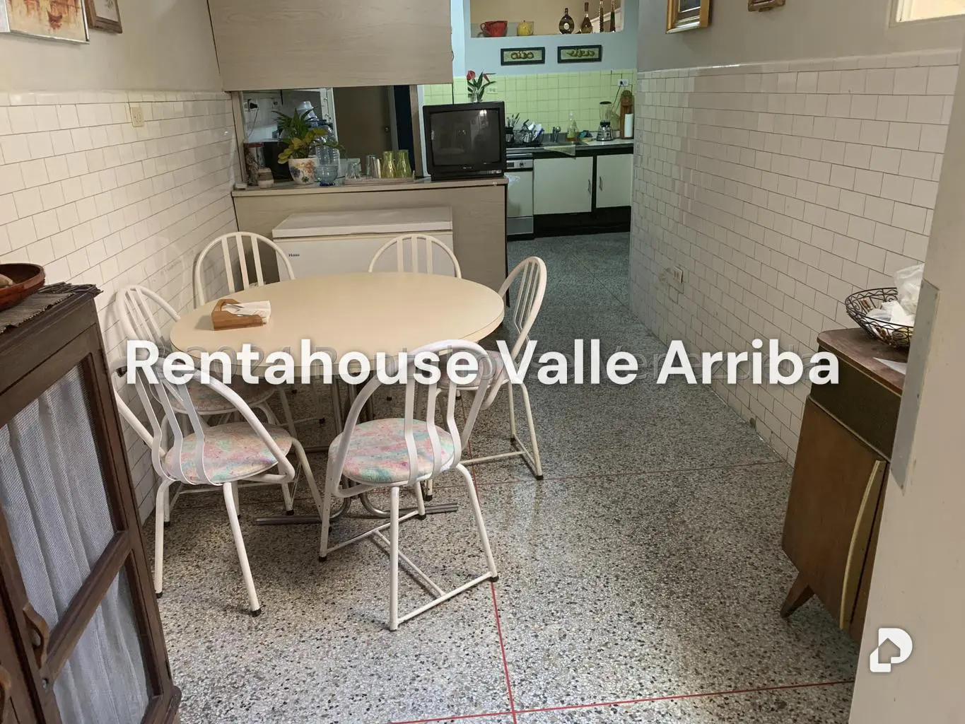 Casa en Campo Claro, Caracas – 11