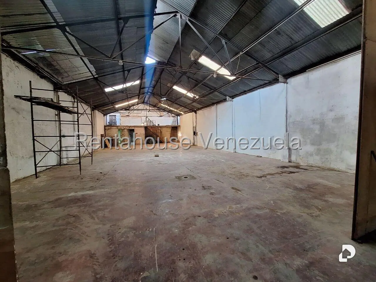 Warehouse in Parroquia Santa Rosalía, Caracas – 5