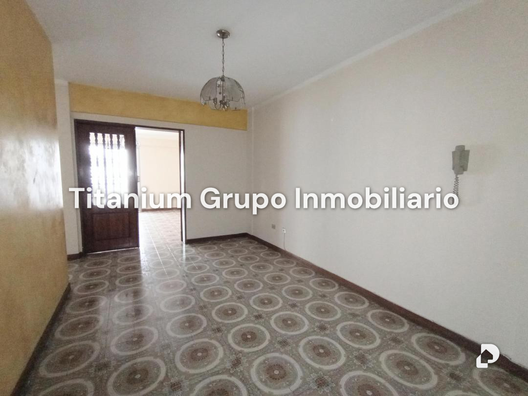 Apartamento en Parroquia Urbana San José, Valencia – 5