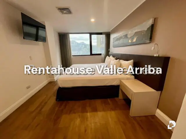 Apartamento en Chuao, Caracas – 13