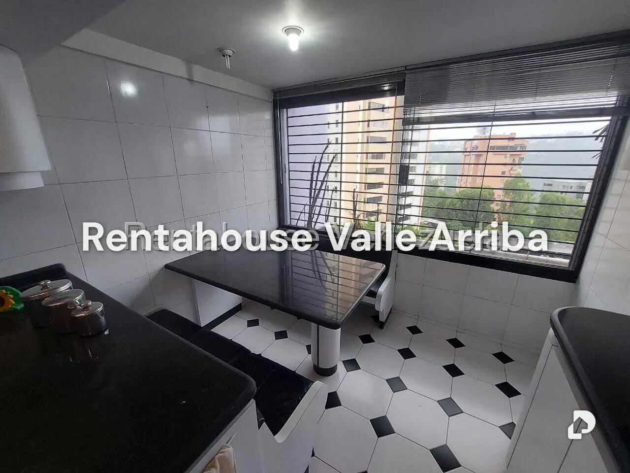 Apartamento en Los Naranjos (del Cafetal), Caracas – 17