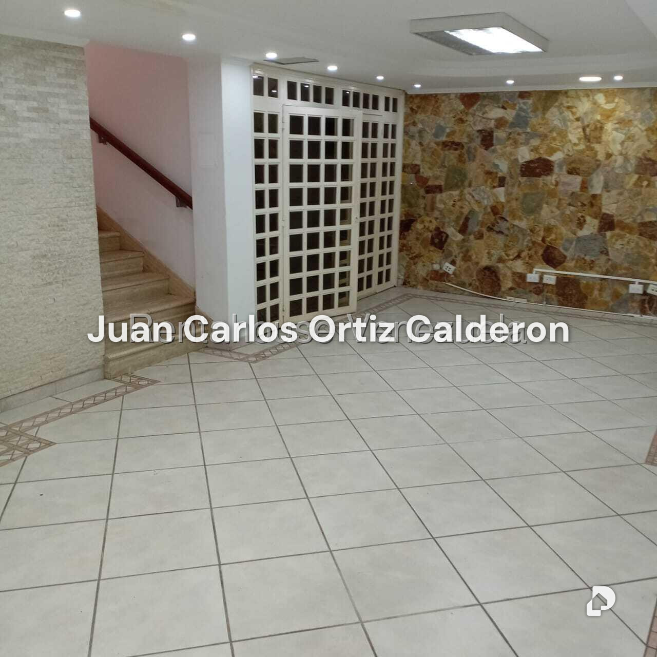 Casa en La Trinidad, Caracas – 25