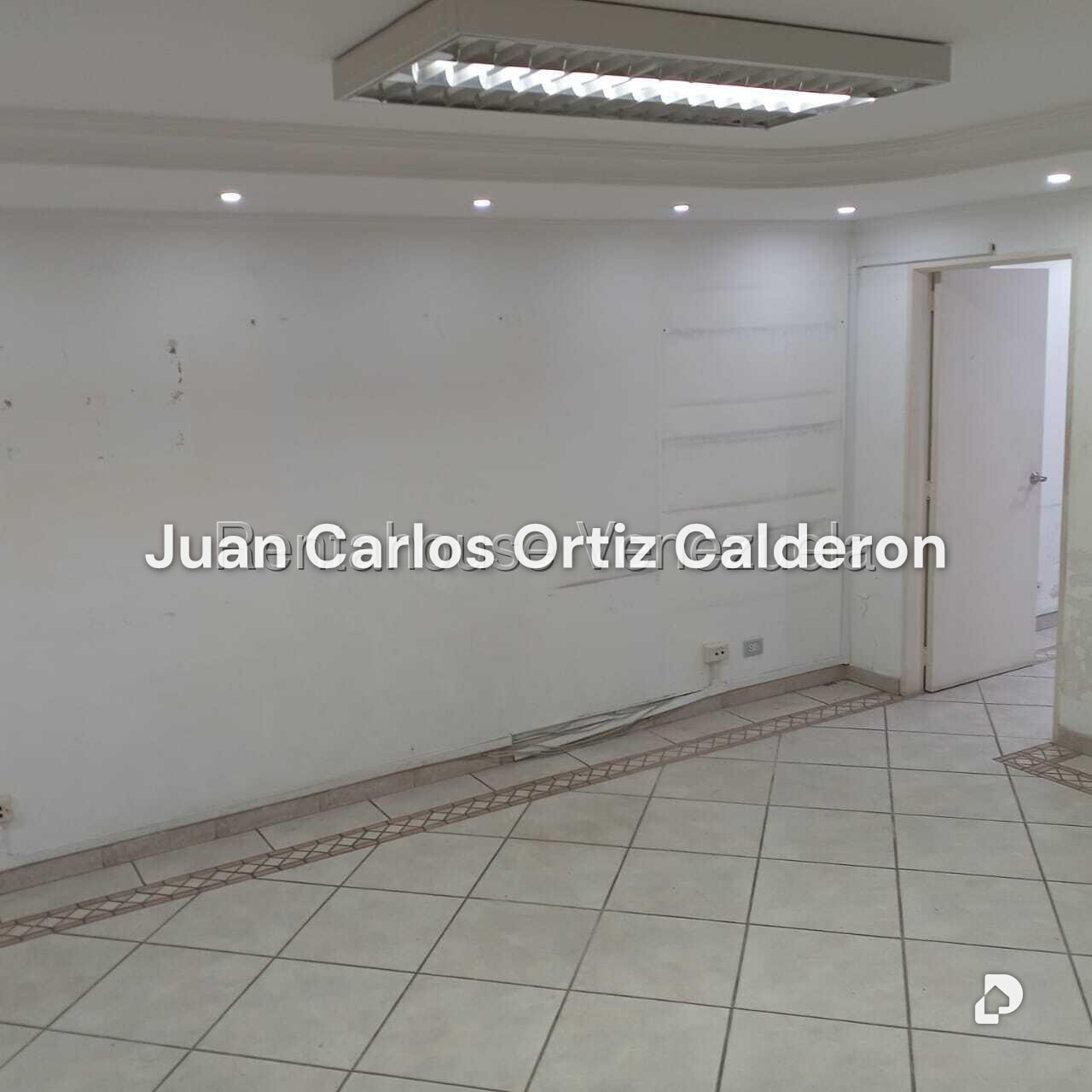 Casa en La Trinidad, Caracas – 23