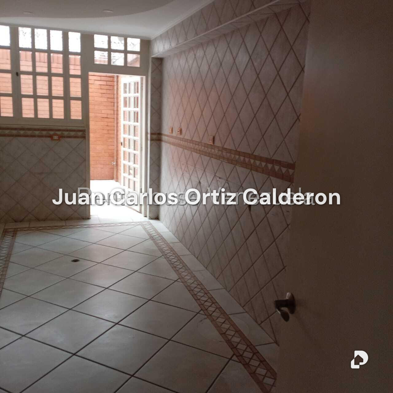 Casa en La Trinidad, Caracas – 28