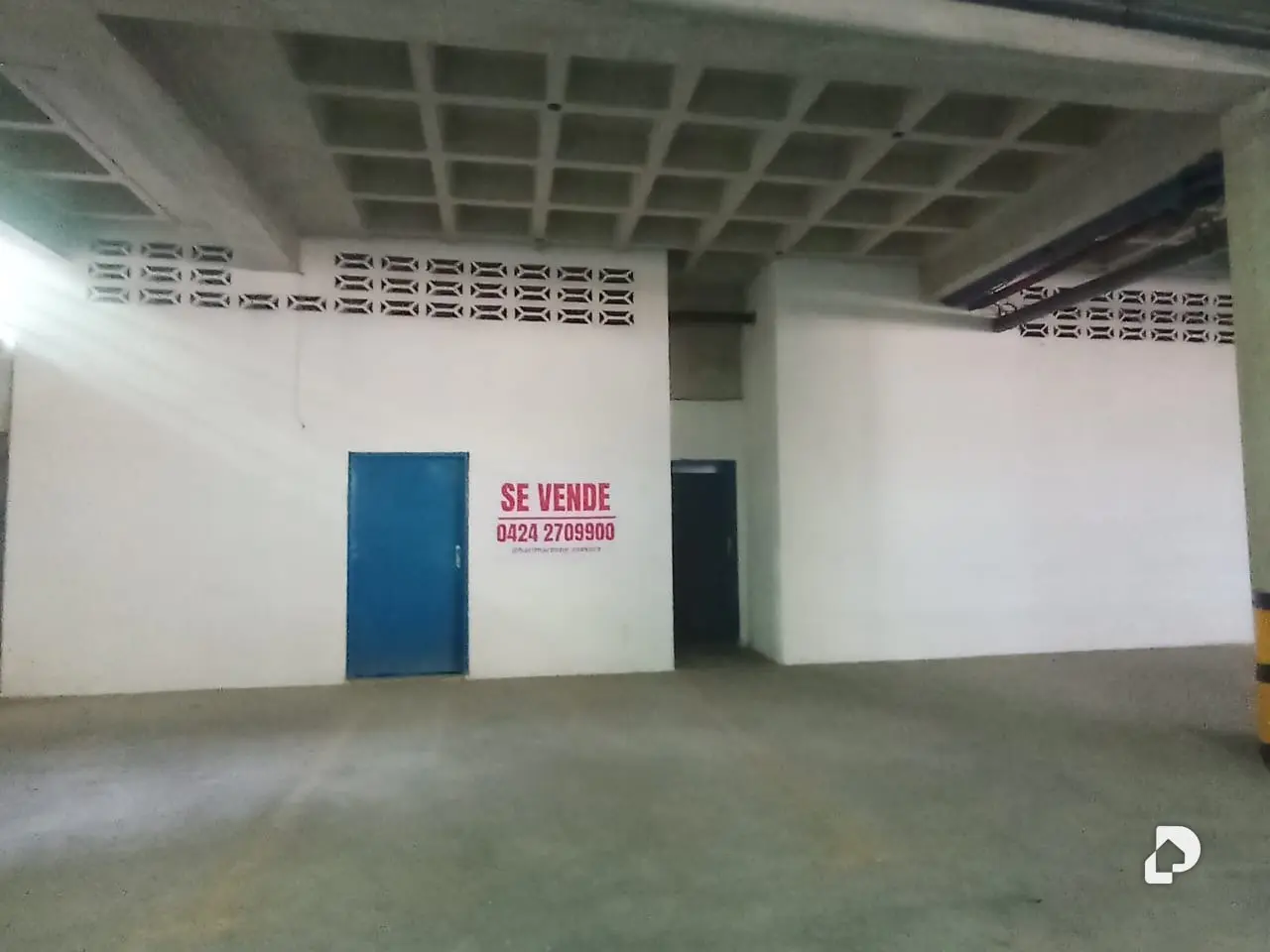 Local comercial en centro comercial La Colina. Urbanización Las Minas, San Antonio de Los Altos – 4