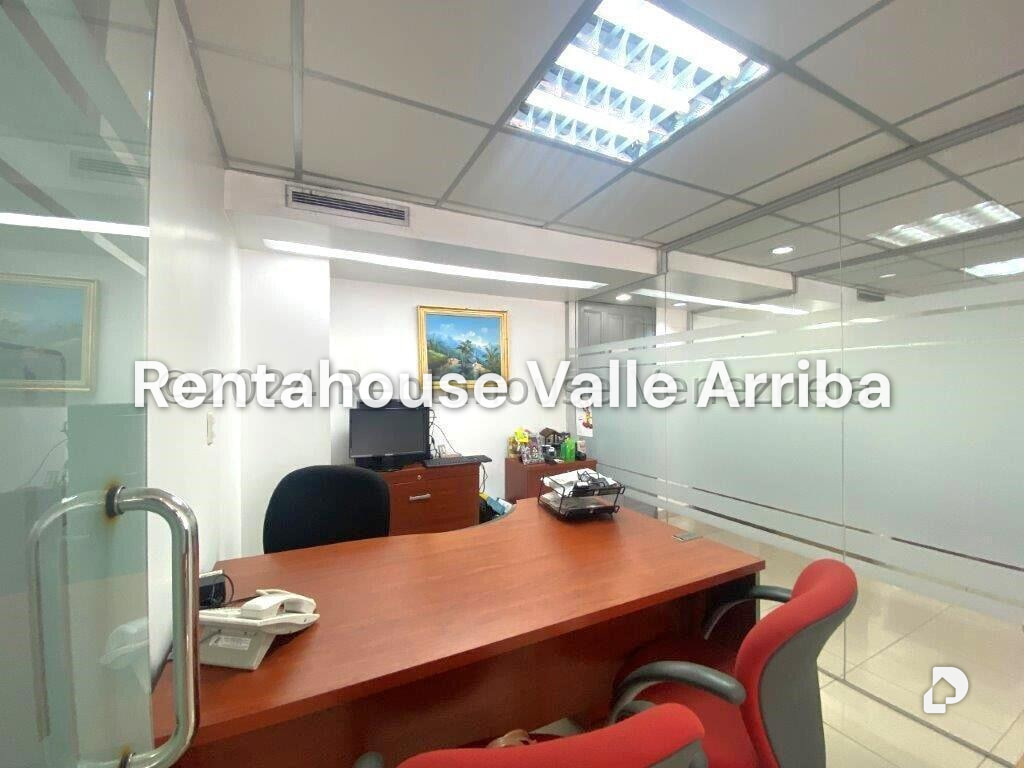 Oficina en Bello Monte, Caracas – 18