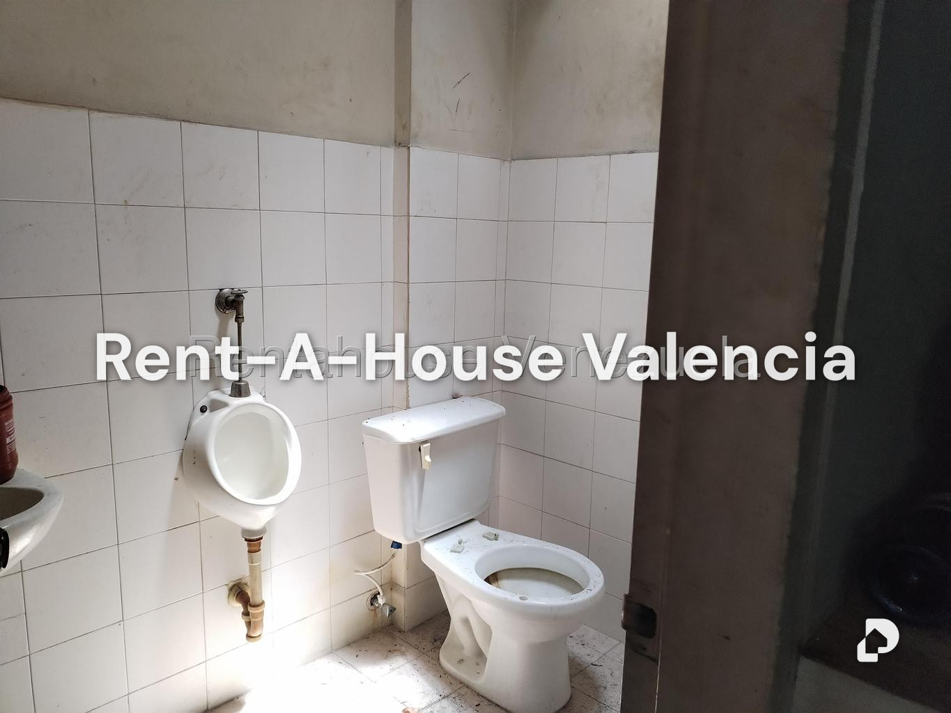 Local comercial en Agua Blanca, Valencia – 8