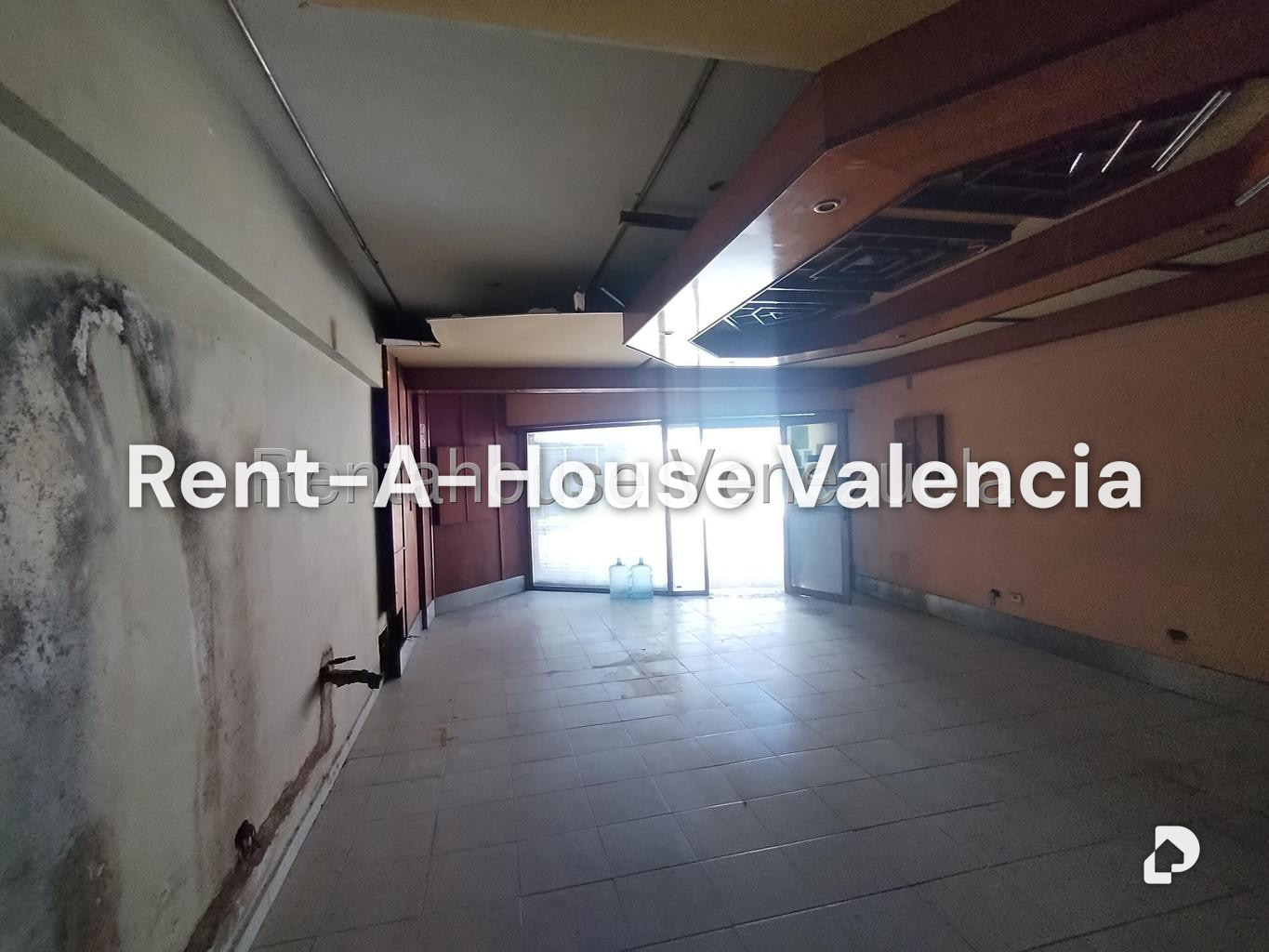 Local comercial en Agua Blanca, Valencia – 12